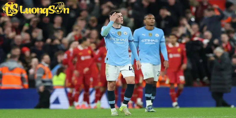 Man City hành quân đến London sau khi để thua toàn diện trước Liverpool